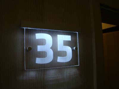 Hotelové orientační Led svítící číslo